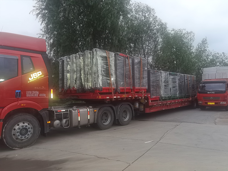 吉林通化路名牌燈箱100臺，第八車發(fā)貨！
