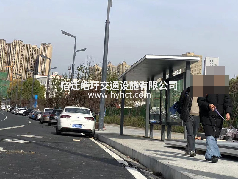 公交站臺(tái)候車(chē)亭生產(chǎn)廠家安裝案例現(xiàn)場(chǎng)